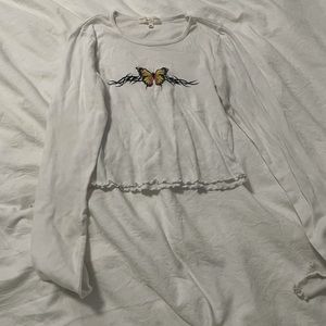 white long sleeved t shirt